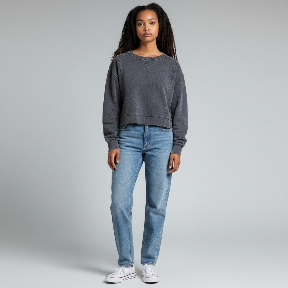 Danskin Womens Faded Black Mineral Wash Cropped Crewneck Sweatshirt Size M